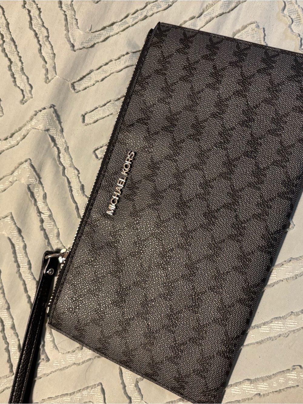 Michael Kors Black Logo-Print Wristlet Clutch